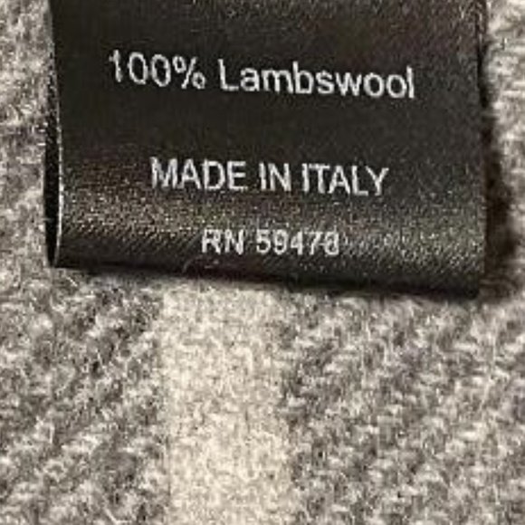 SUPER NICE NWT 100 % LAMBSWOOL MADE IN ITALY SCARF / ITALIAN WOOLLEN TREASURES - Picture 7 of 10